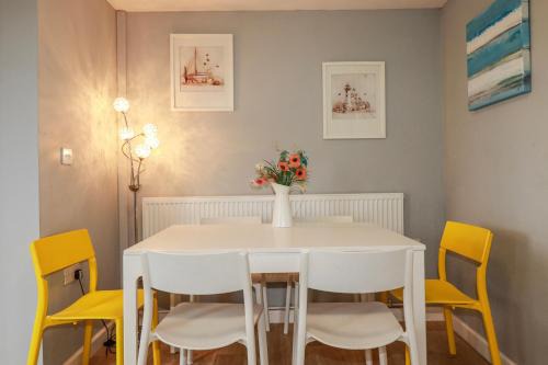 St Wenn House | Likely Sunset