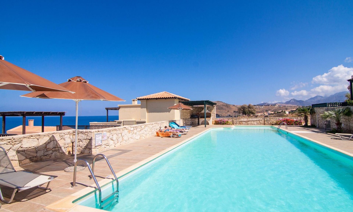 Panormos Apartment | Lili Seafront 2BDR house, everything on foot!