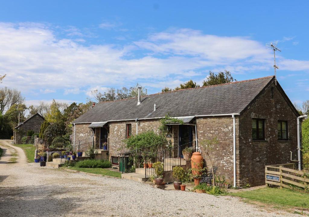 Pelynt House | Lily Cottage