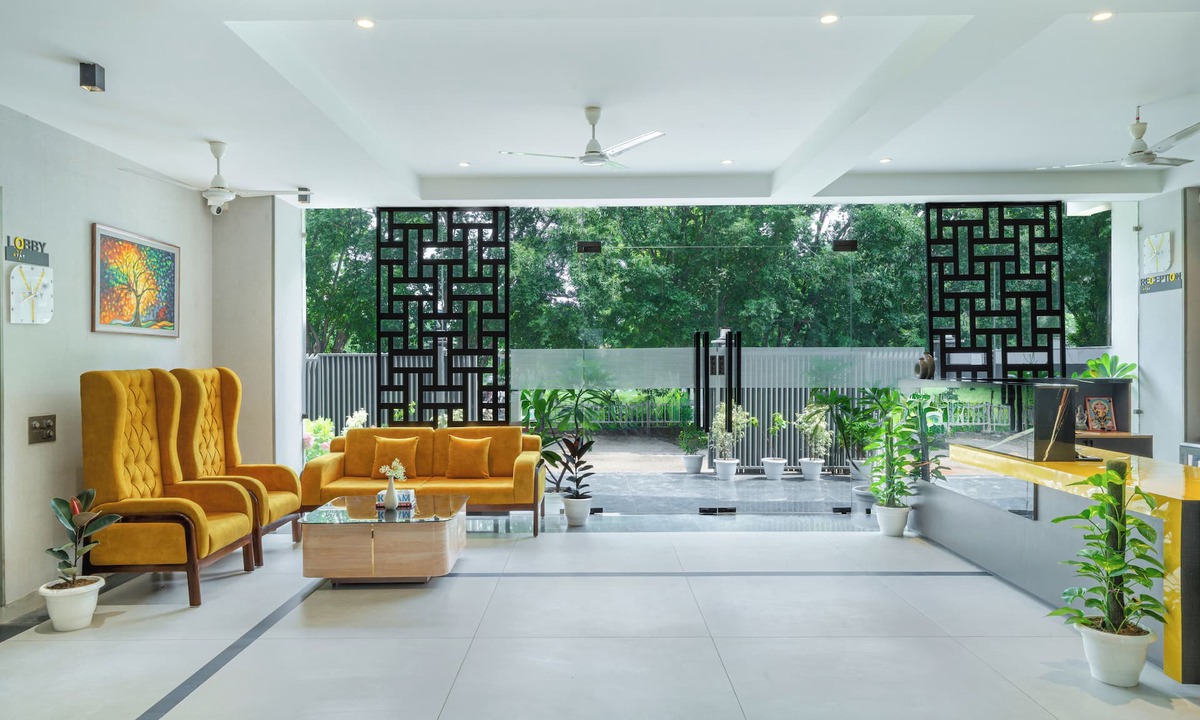 Greater Noida Hotel | Lime Tree Hotel & Stays Greater Noida Nearby India Expo Centre & Mart