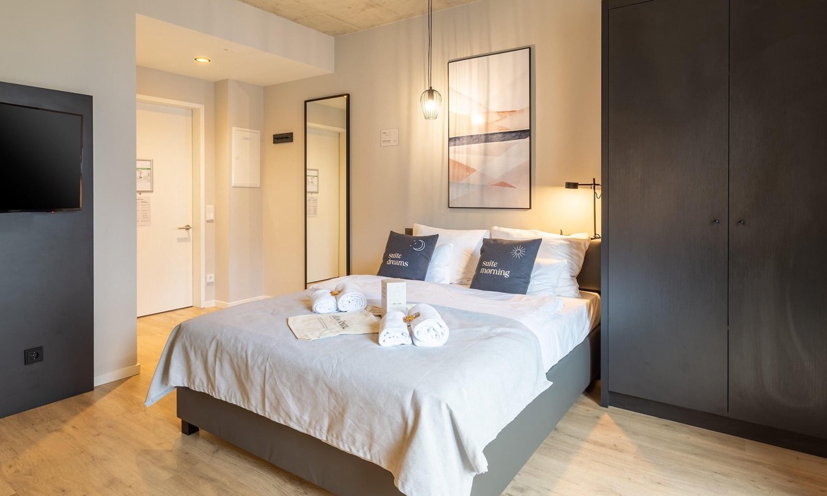 Stadtmitte Apartment | limehome Düsseldorf | Suite - disability access