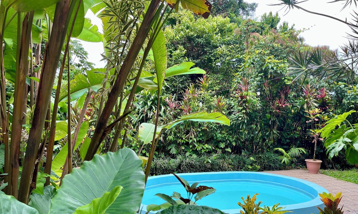 Las Horquetas Cottage | Linda cabaña rústica en Sarapiqui de Heredia con piscina y wifi