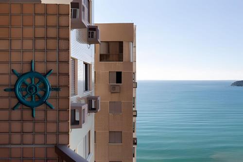 Barra Sul Apartment | Lindo apt reformado - 3 quartos - Ed. frente mar