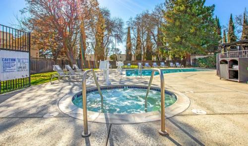 McClellan Hotel | Lions Gate Hotel