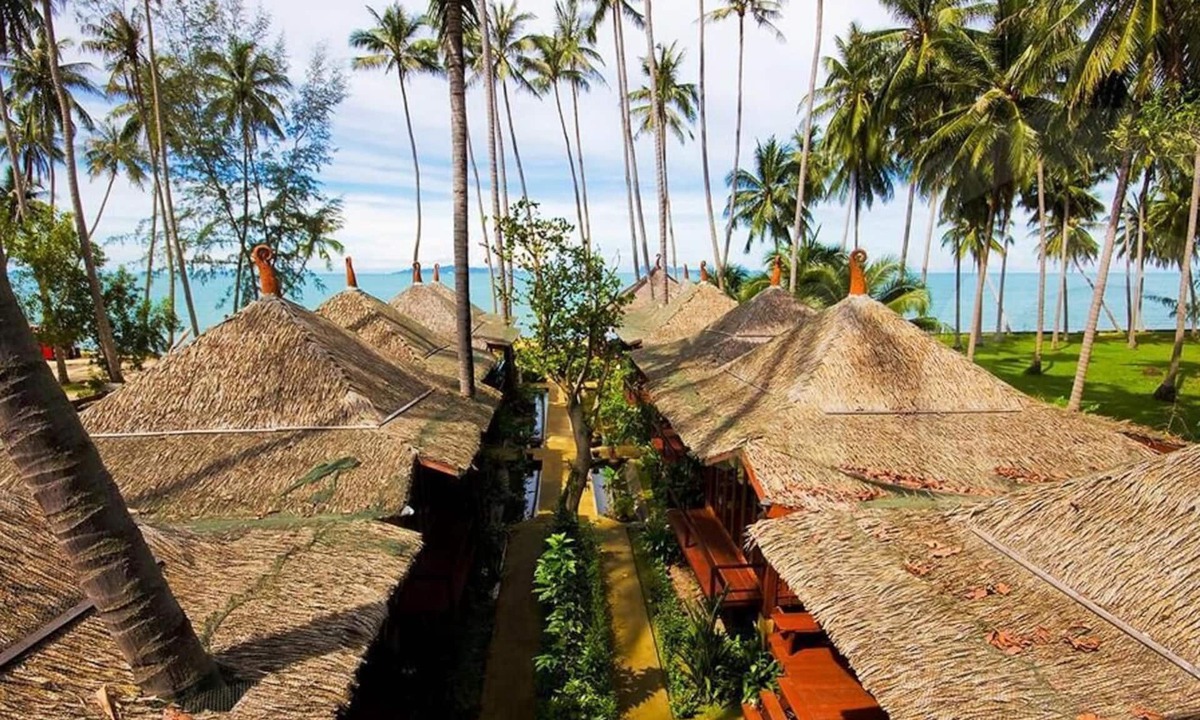 Lipa Noi Hotel | Lipa Bay Resort