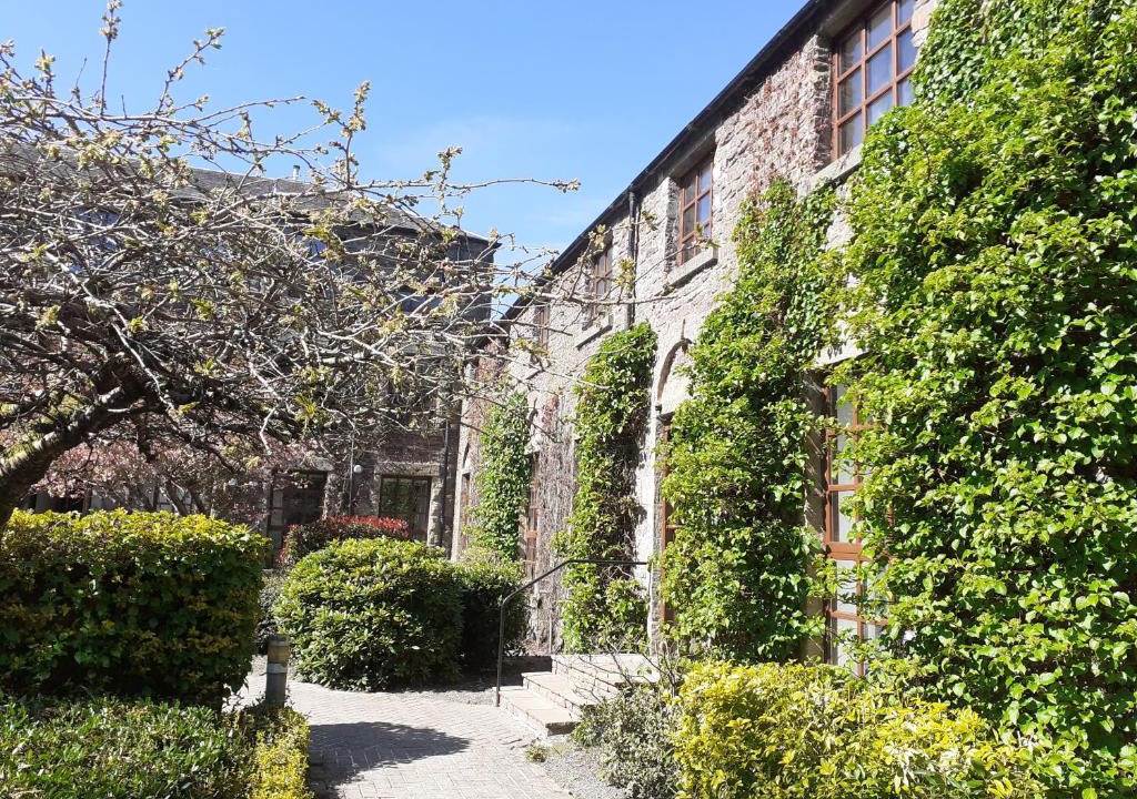 Dunblane Apartment | Listed Historic Mill Apartment with Indoor Pool