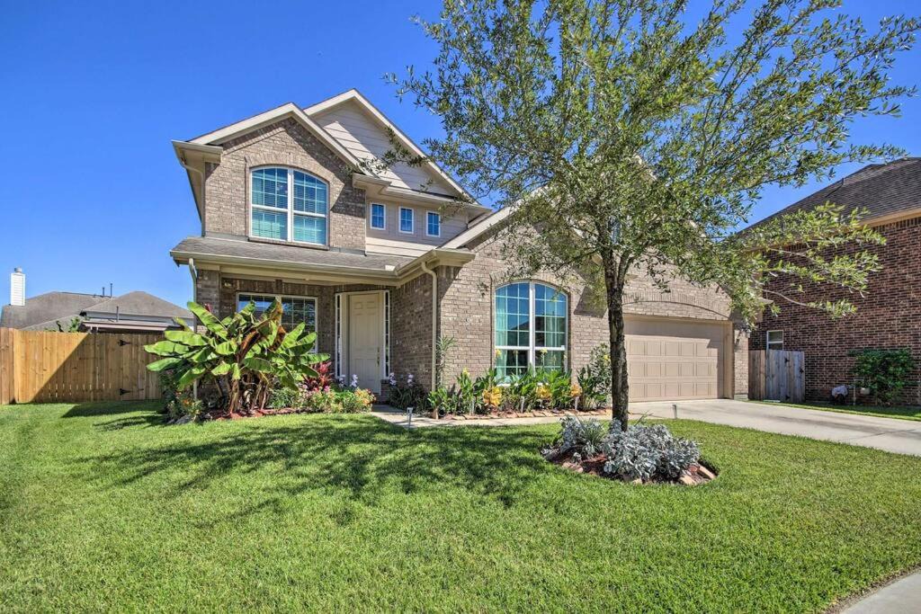 Cypress House | Lit Picnic & Pool, LLC