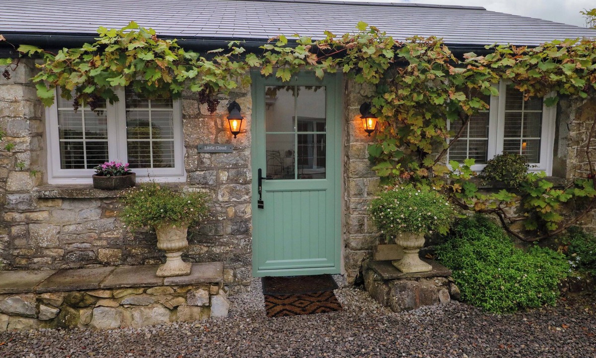 Cowbridge Cottage | Little Cloud