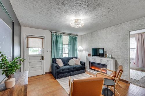 Panama City House | Little Cove Cottage! Walk to Dtwn Panama City