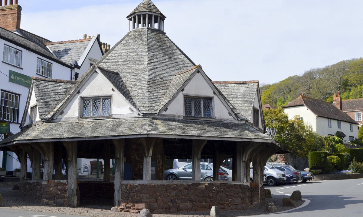 Dunster Cottage | Little Dragons