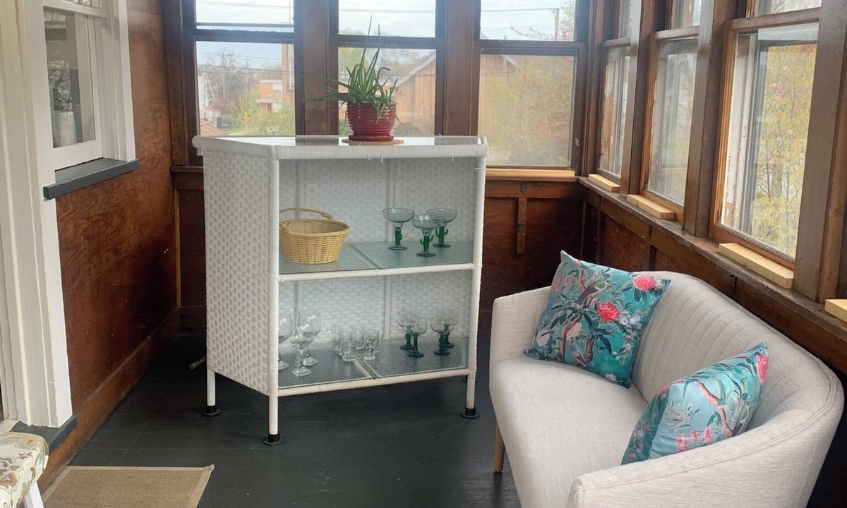 Marquette Apartment | Little Eagle's Nest - Charming & Cozy 2-Bed Apartment