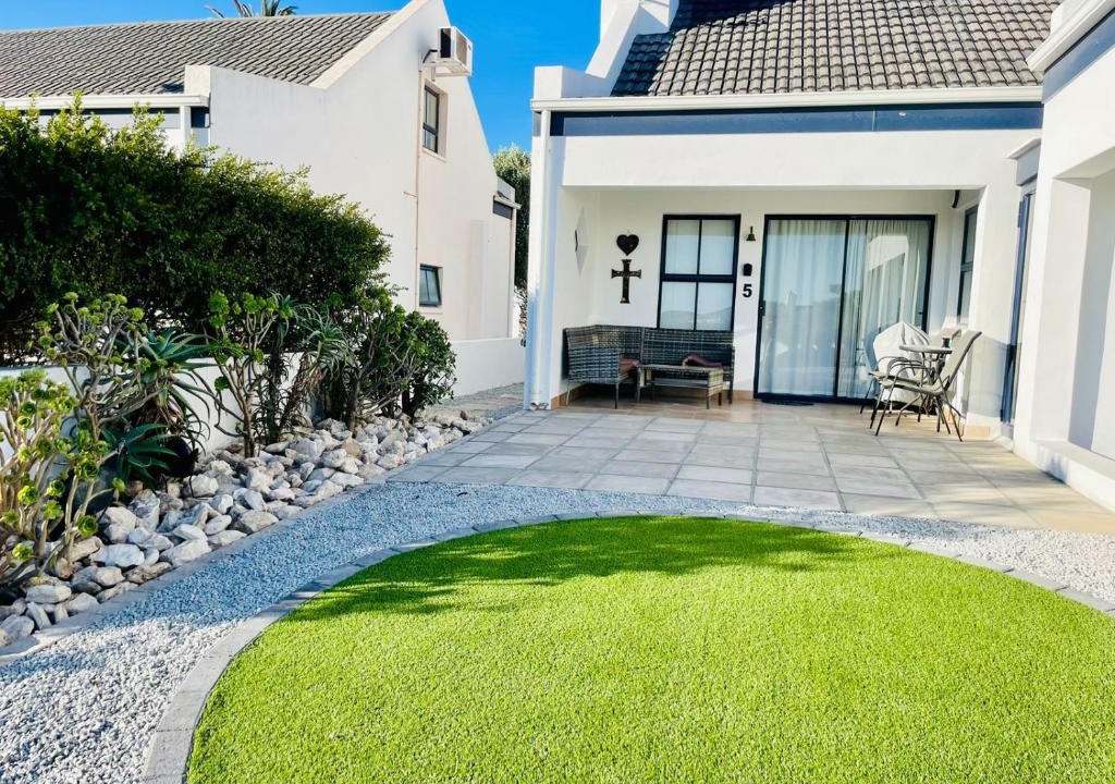 Shelley Point House | Little Haven