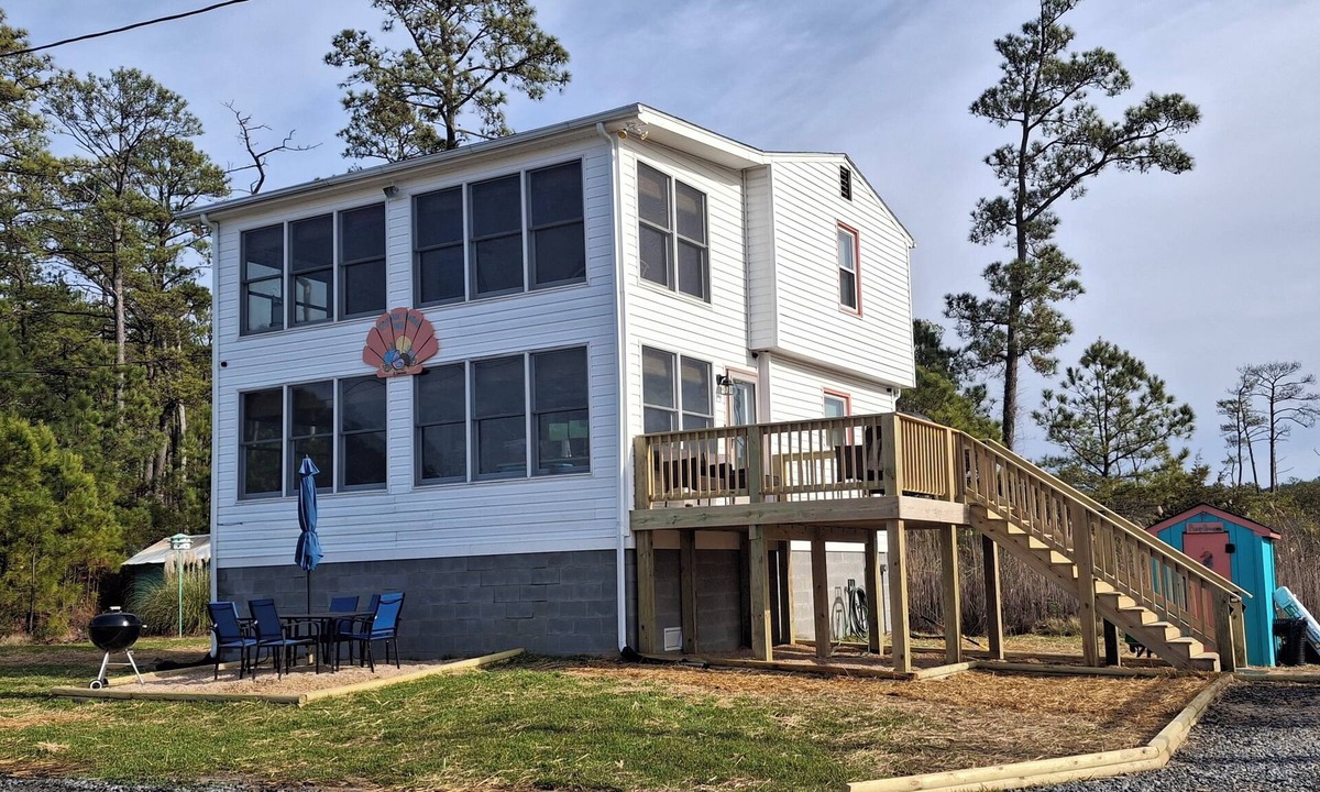 Windmill Point House | Little Oyster Oasis- A Charming Waterfront House in White Stone Virginia