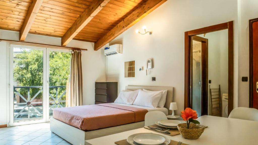 Forli Apartment | Living 68