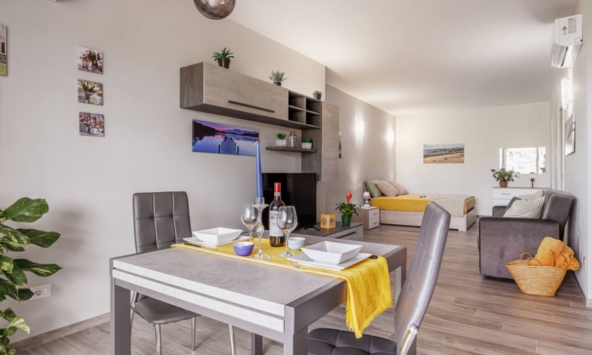 Siena Apartment | Living Siena - Apartment "Francigena"