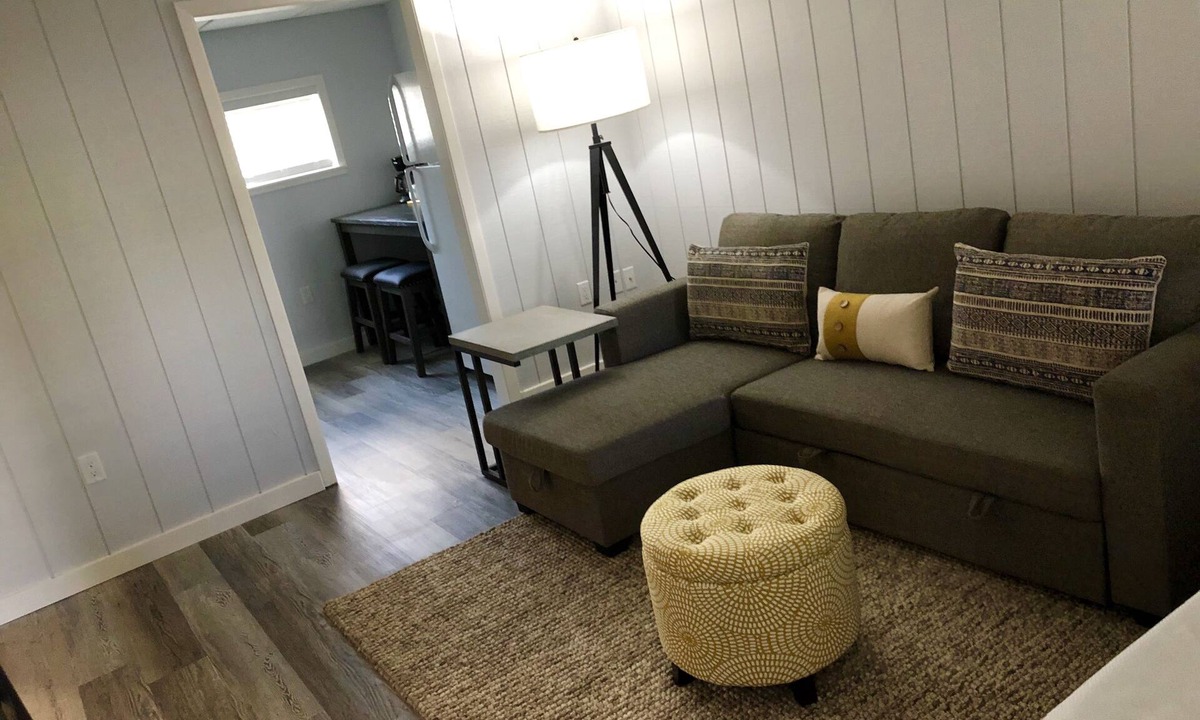 Sitka Apartment | Livy's Landing Unit 1