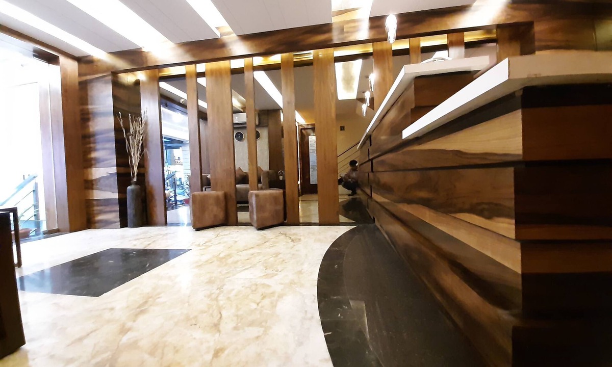 Periamet Hotel | Liza Regency