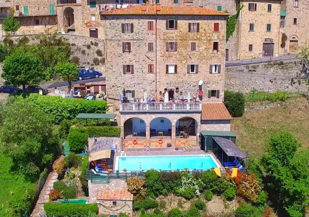 Montecastelli House | Lo Scricciolo Bi