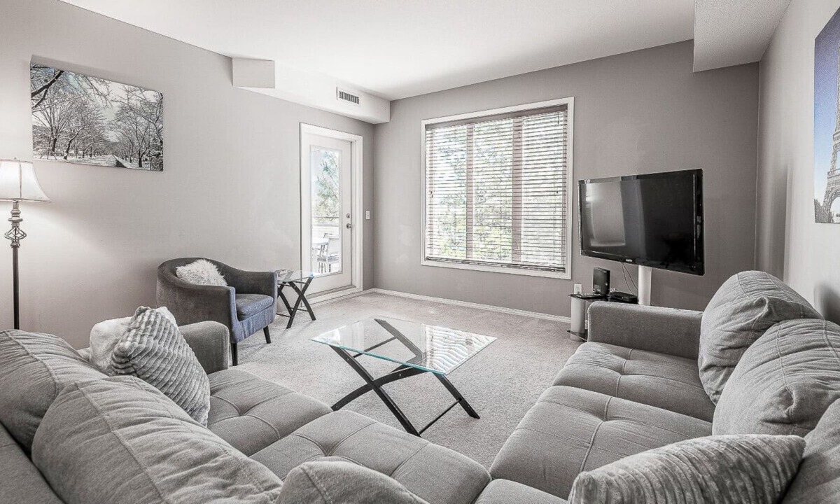 Quail Ridge Condo | Located on the third floor and right next to Quail Course at The Okanagan Golf Club,