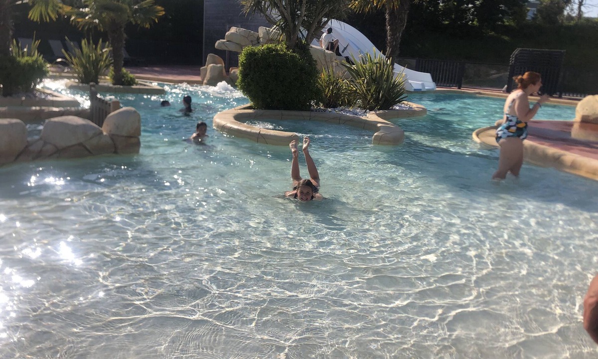 Hudimesnil House | Location Dans un Camping 5 Avec Piscine, Proche Granville et Plages