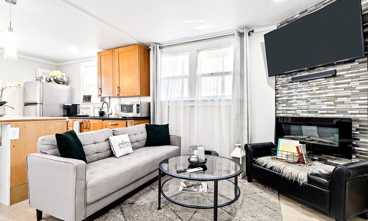 Deer Park House | Location & Luxury - Welcome to your private suite!