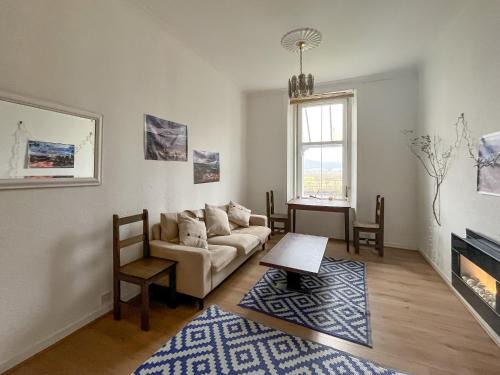 Kilmun Apartment | Lochside Hermitage