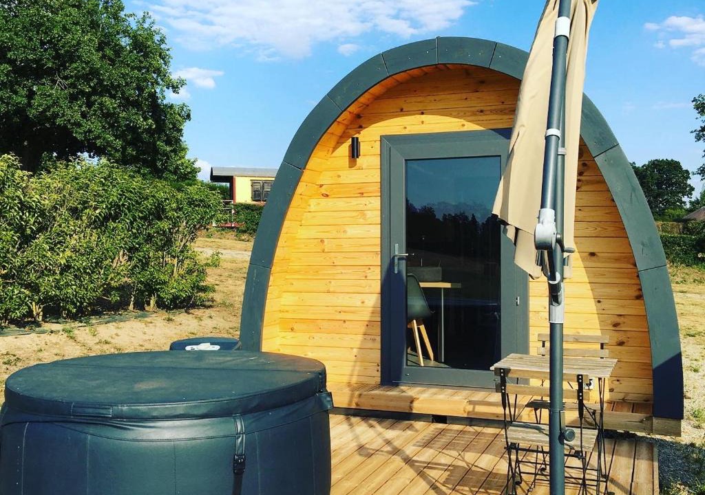 Target Other | Lodge des Bois Jacuzzi