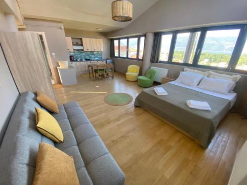 Pamvotida Apartment | Lofos Studio