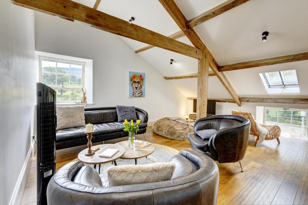 Lofthouse Apartment | Loft 11 - Unique Apartment with Stunning Views