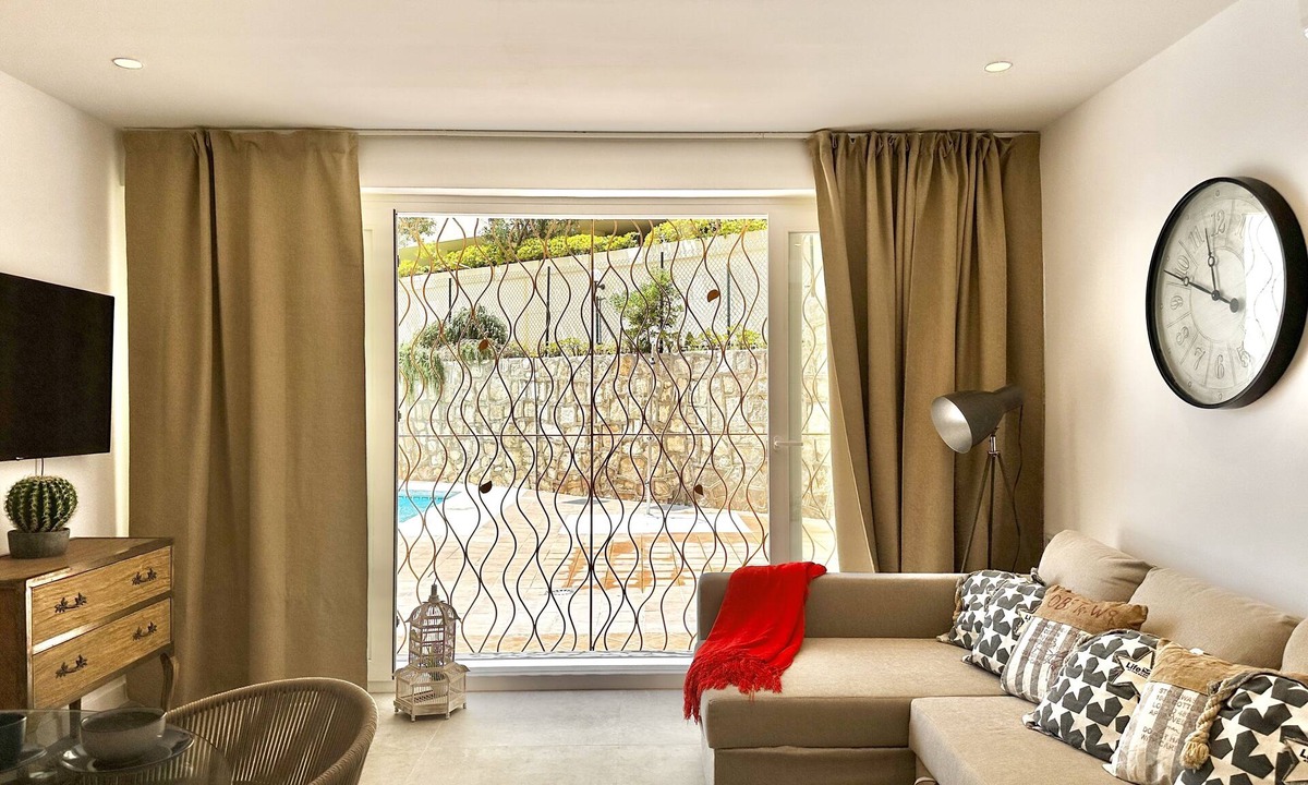 Marbella Seafront Promenade Apartment | Loft 18 Beach Front Marbella - EaW Homes