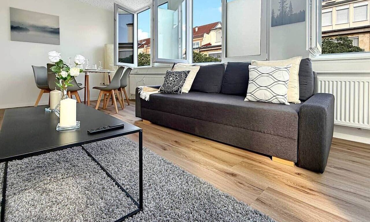 Neue Vorstadt Apartment | Loft 24 Stuttgart Helles City Loft 10 Gäste
