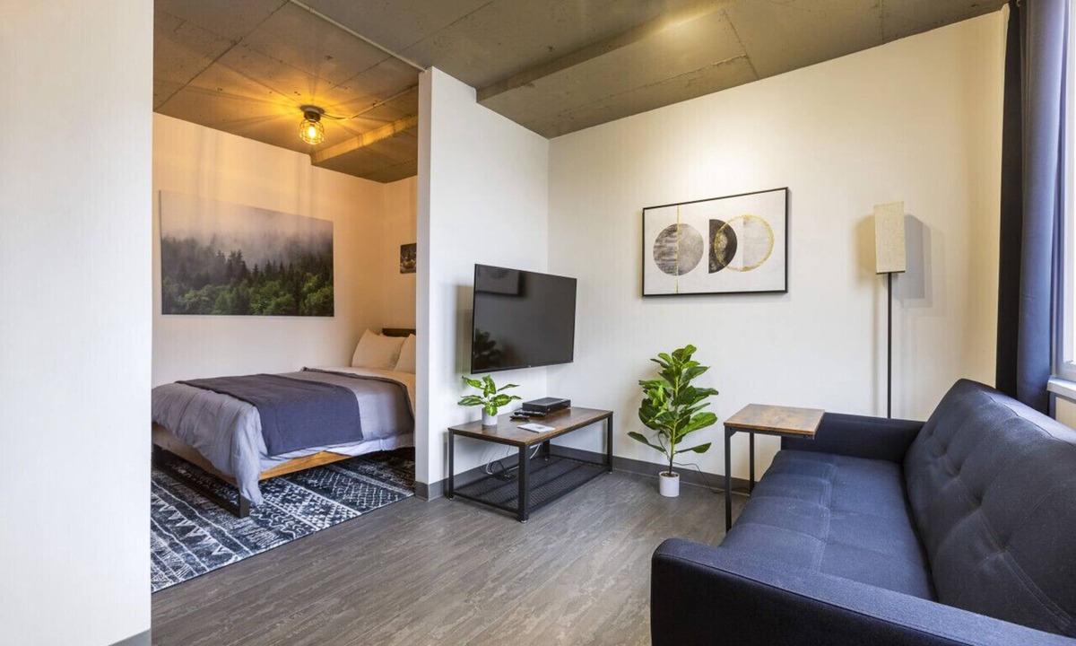Rimouski Apartment | Loft 306 - Rooftop - Downtown - 55" TV