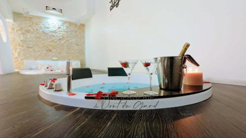 Remoulins Apartment | Loft Deliciae