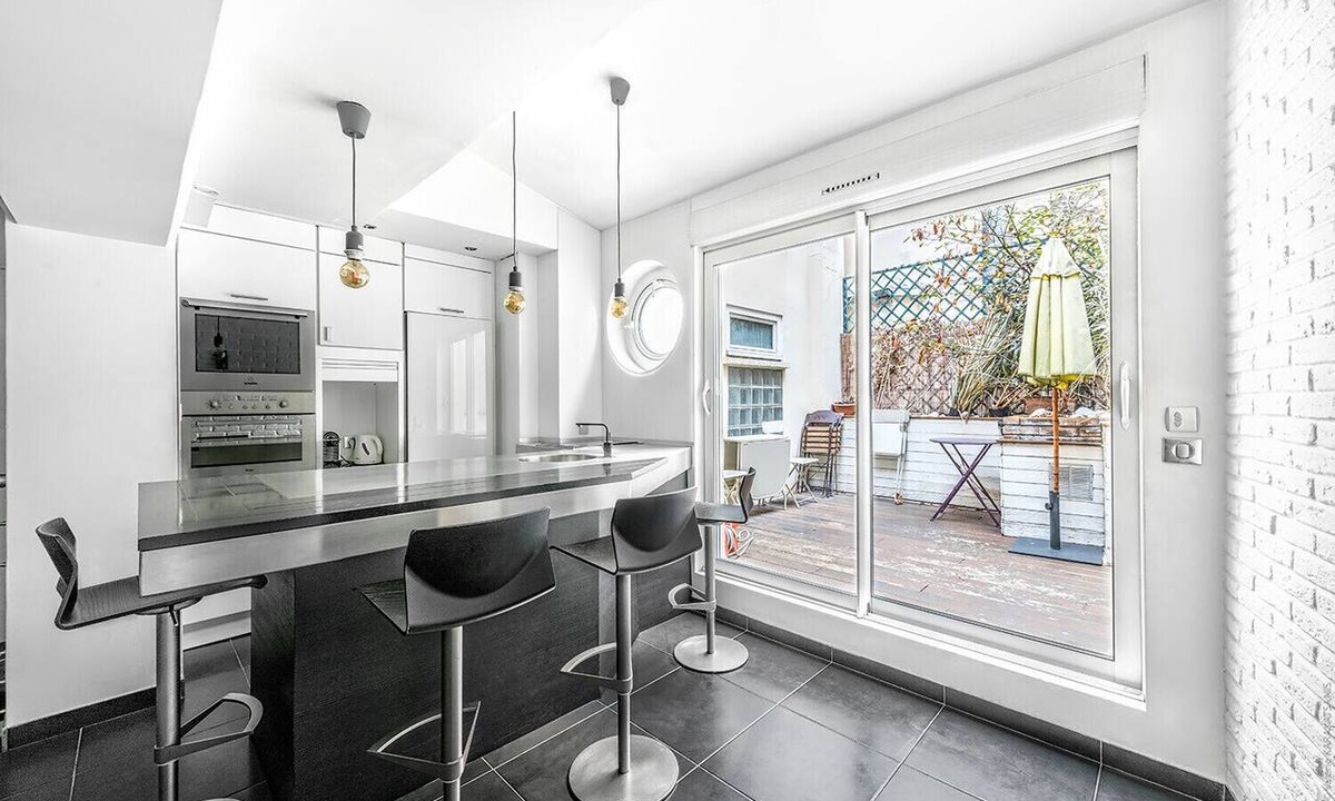 Notre-Dame-des-Champs Apartment | Loft Luxembourg - Vavin 1bdr by B'Your Home