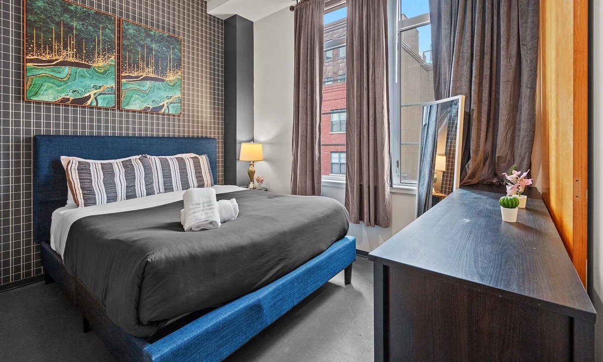 Columbus Park - Andrew Square Apartment | Loft style 2BR unit in Boston Southend 1639