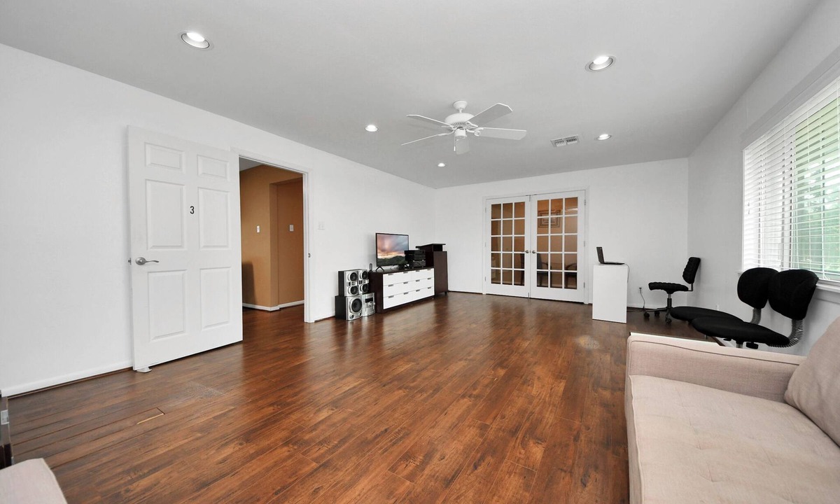 Rosenberg House | Lofty Grace Home 2
