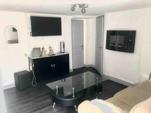 Le Bourget Apartment | Logement appartement bourget