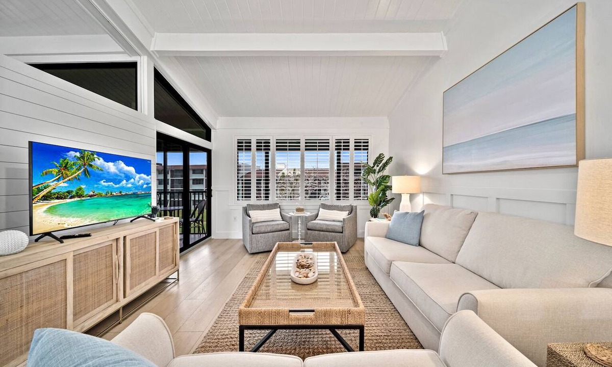 Sanibel Condo | Loggerhead Cay 403: Gorgeously Remodeled Condo!