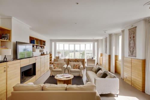 Saint-Etienne-De-Lisse Bed & Breakfast | LOGIS DE VALANDRAUD