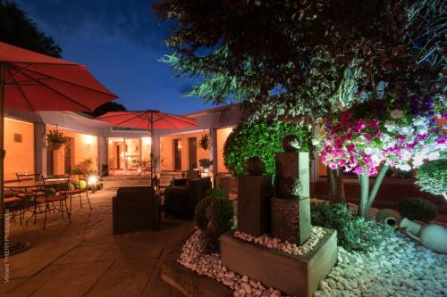Golbey Hotel | Logis Hôtel Atrium Epinal Golbey
