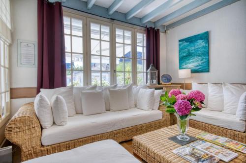 Quimiac Hotel | Logis Hôtel Le Relais Marine