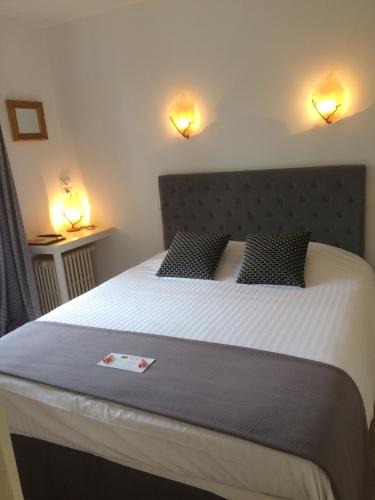 Buzancais Hotel | Logis L'hermitage