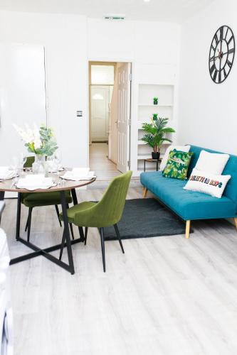 Middlesbrough House | Lohia Nights