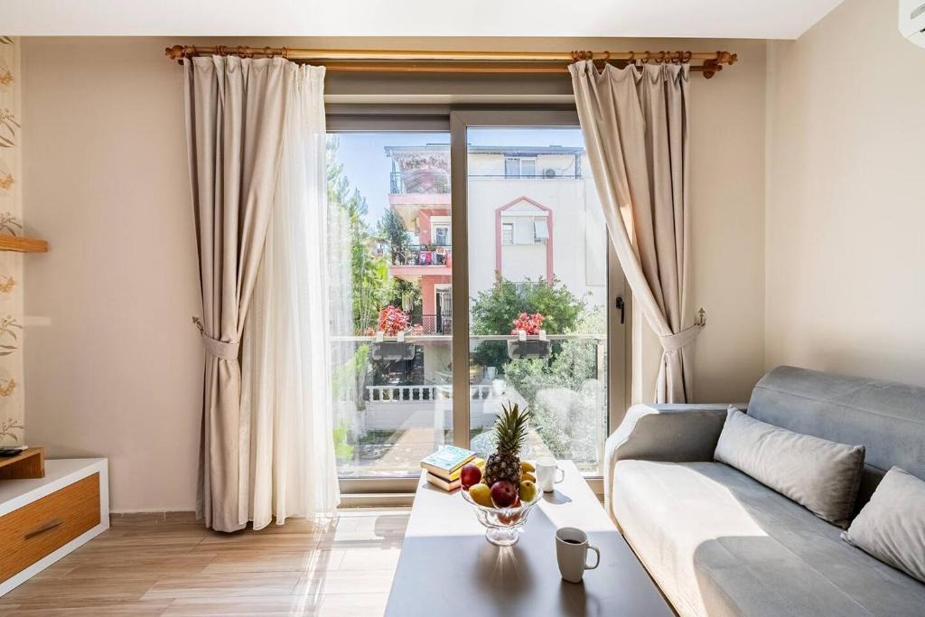Eski Lara Apartment | Loi Suite