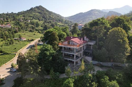 Kemalpasa Hotel | loidevilla