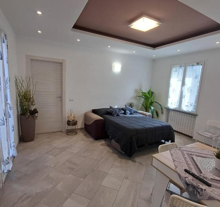 Lonate Ceppino Apartment | LONATE SUITE