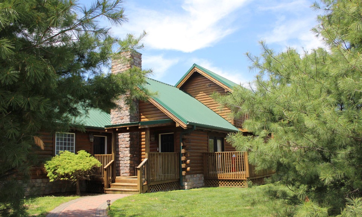Lee's Summit Cabin | Lone Jack Cabin - Studio Suite