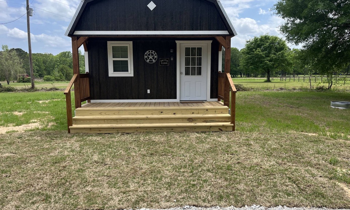 Maud Cabin | Lone Star Cabin