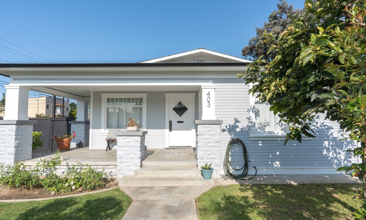 Eastside House | Long Beach Craftsman House. Historic district house-centrally located