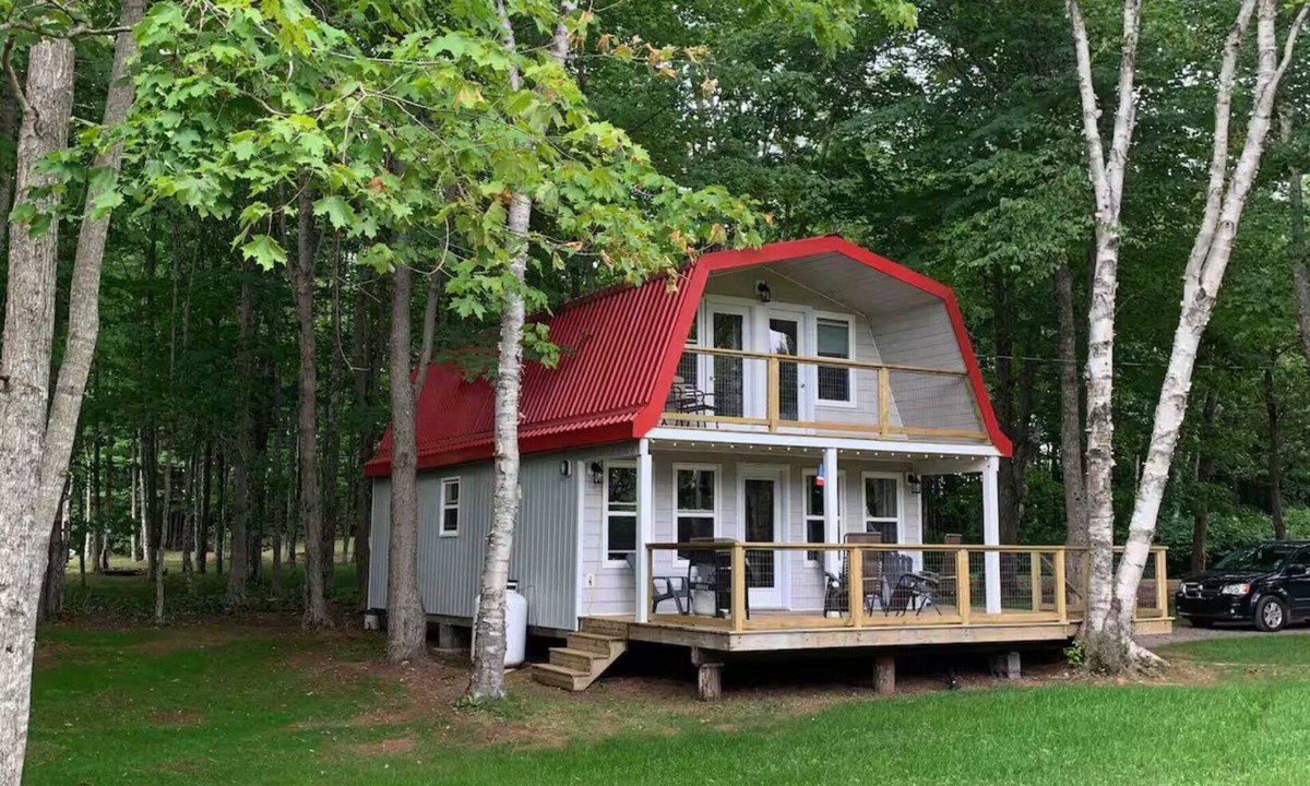 French River Cottage | Long River Hideaway